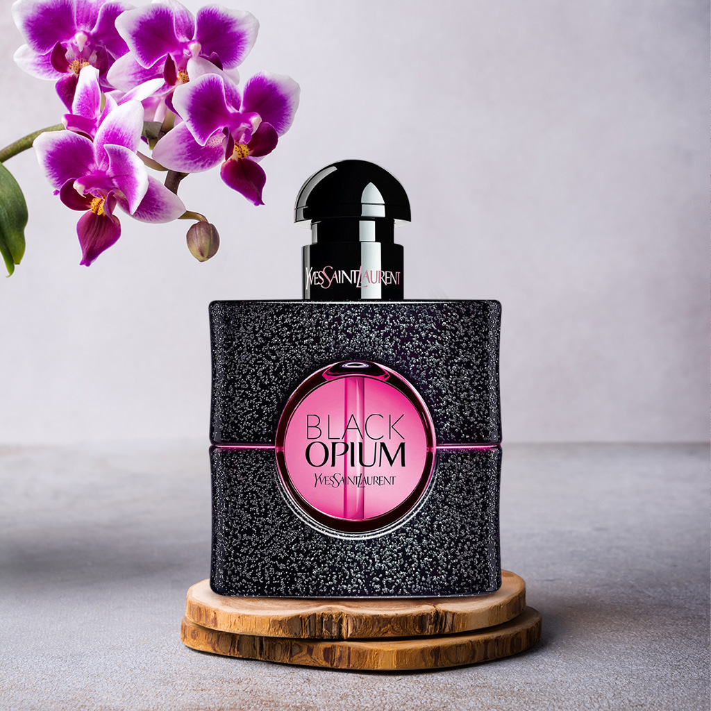 Yves Saint Laurent Black Opium Neon