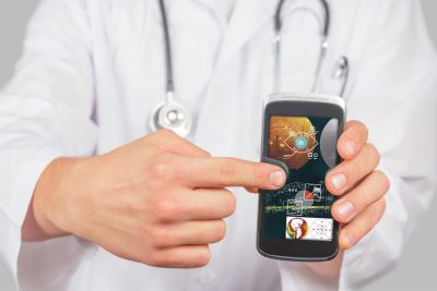 Какие болезни могут вызывать смартфоны?