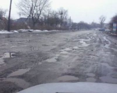 В Сети показали, как выглядит самая плохая украинская дорога (ВИДЕО)