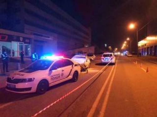 В сеть попало видео задержания угонщика полицейского авто в Киеве (ВИДЕО)
