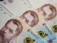 Выплаты из-за COVID-19: стало известно, кому светит &laquo;тысяча Зеленского&raquo; помимо пенсионеров (видео)