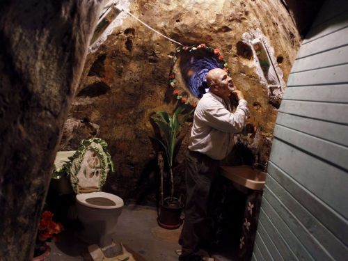 Уникальный подземный дом (ФОТО)
