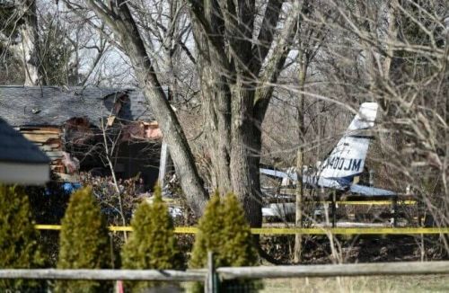 На житловий будинок у США впав легкомоторний літак, є загиблий