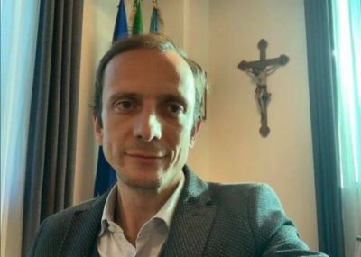 Італійський політик, який виступав проти обов’язкової вакцинації, захворів на вітрянку