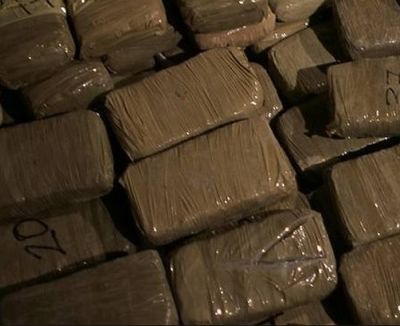 В Італії затримали судно з рекордною партією гашишу