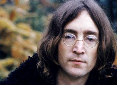 Очки Джона Леннона продали с аукциона за внушительную сумму