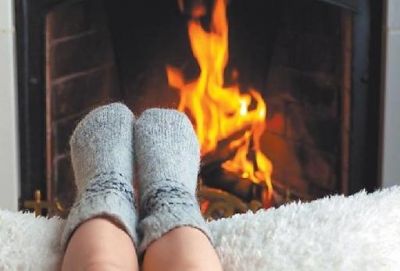 Названы три опасных причины постоянно холодных ног
