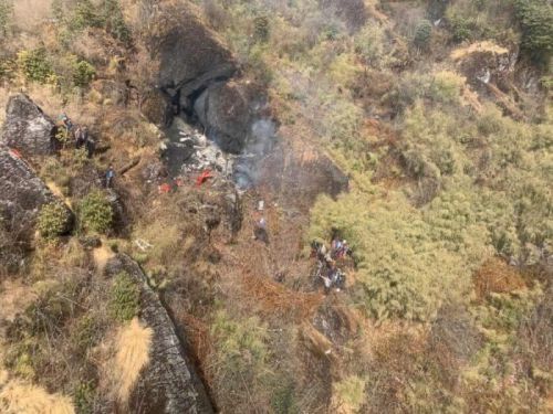 В Непалі розбився вертоліт з міністром культури на борту