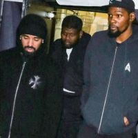 Рэпер Дрейк решил самоизолировался после общения с зараженным коронавирусом баскетболистом
