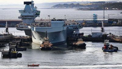 Испытания самого большого корабля британского флота (ФОТО)