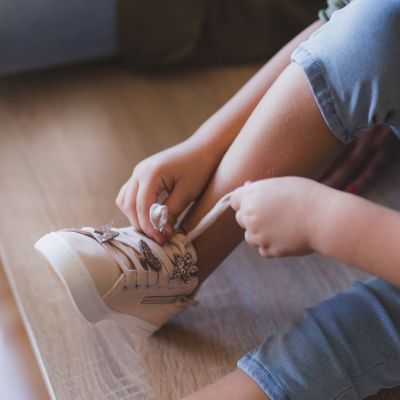 Як вибрати якісне дитяче взуття