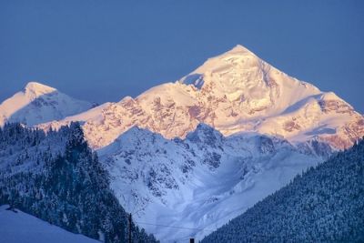 У горах Грузії зникли двоє туристів з України